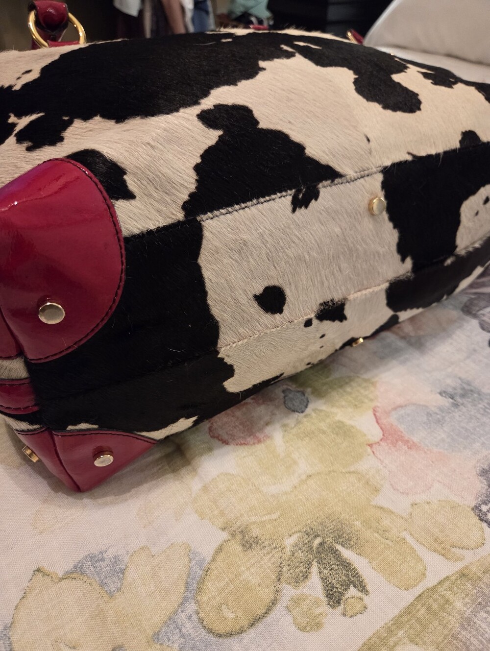 CAVALCANTI Black White Calfβ Hair Cow Print Red Italian Leather X-Large Tote Bag - Picture 3 of 16